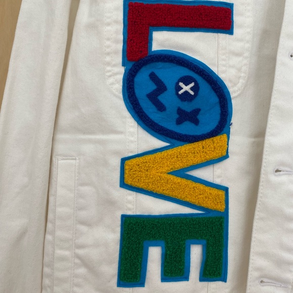 NWT Q Design Lab statement white denim LOVE jacket - Picture 2 of 6